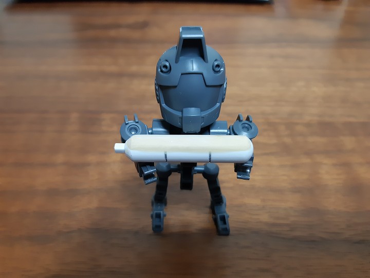 ガンプラ 肉抜き穴 埋め方