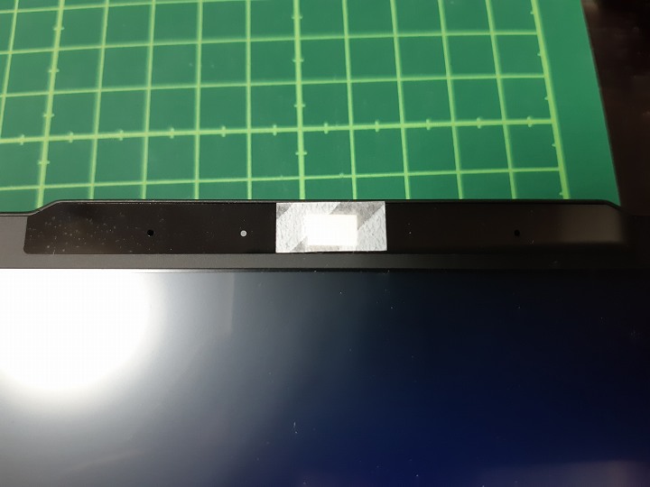 パソコン カメラ 隠す