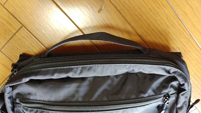 モンベル トラベルショルダーバッグ