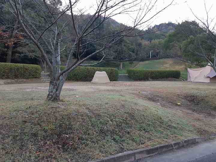 橘ノ丘総合運動公園キャンプ場
