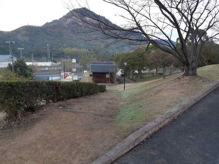 橘ノ丘総合運動公園キャンプ場