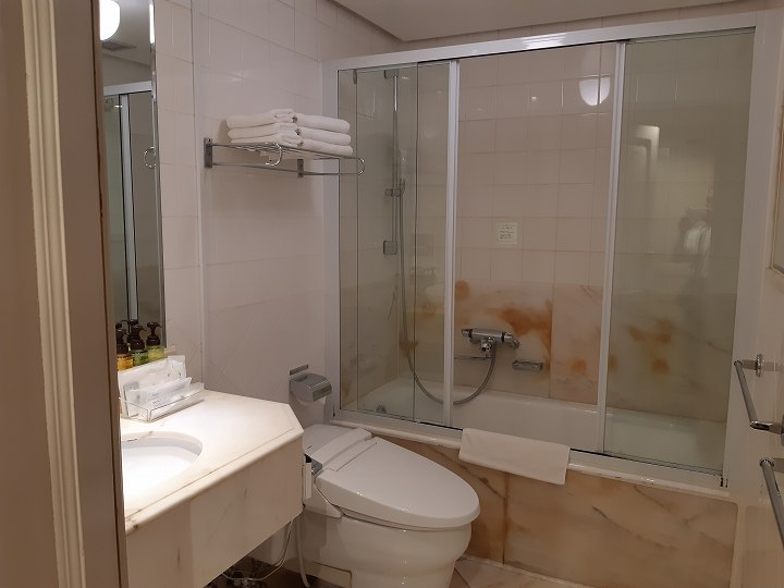 アートホテル小倉ニュータガワ 駐車場