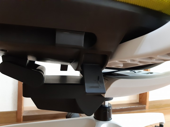 コクヨ 椅子 デュオラ