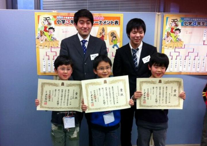 伊藤匠 藤井聡太 号泣