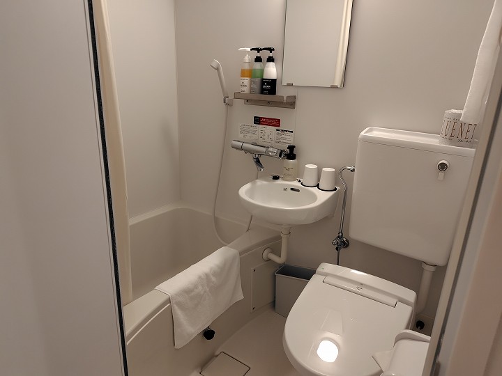 R9 The Yard 飯塚 コンテナホテル