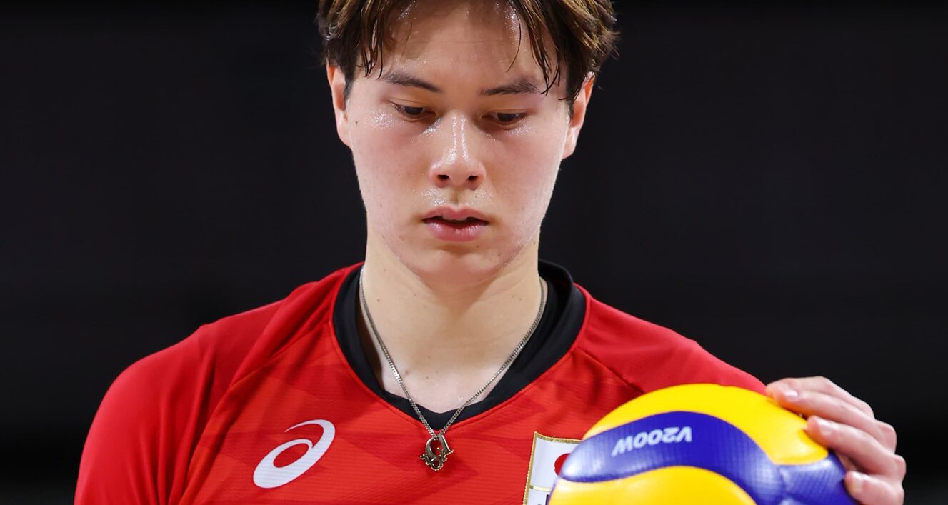 髙橋藍 移籍 ハーフ